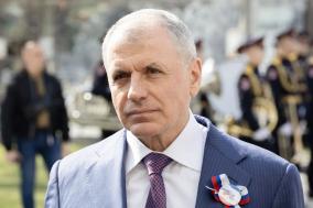 Владимир Путин наградил Владимира Константинова орденом «За доблестный труд»