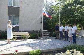В Черноморском торжественно  подняли флаг России