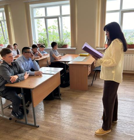 Открытый урок для школьников  «Вспомним всех поименно»