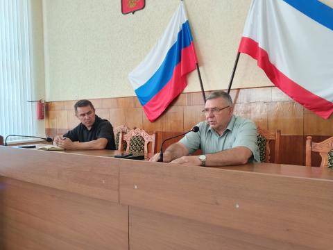 ОПЕРАТИВНОЕ СОВЕЩАНИЕ С ГЛАВАМИ ПОСЕЛЕНИЙ РАЙОНА И РУКОВОДИТЕЛЯМИ РЕСУРСОСНАБЖАЮЩИХ ОРГАНИЗАЦИЙ
